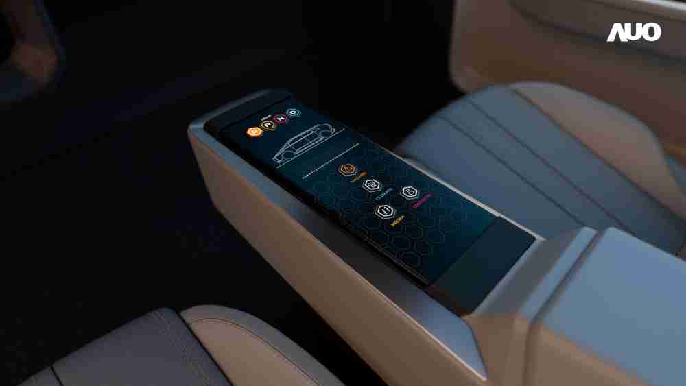 MG电玩以人性化设计打造多变形态中控显示(Morphing Center Control)，，，，不使用时仅平面显示信息，，，，进行操作时，，显示器则会动态隆起，，转变成3D实体按钮，，，，并有触觉回馈，，，展示人机互动新体验